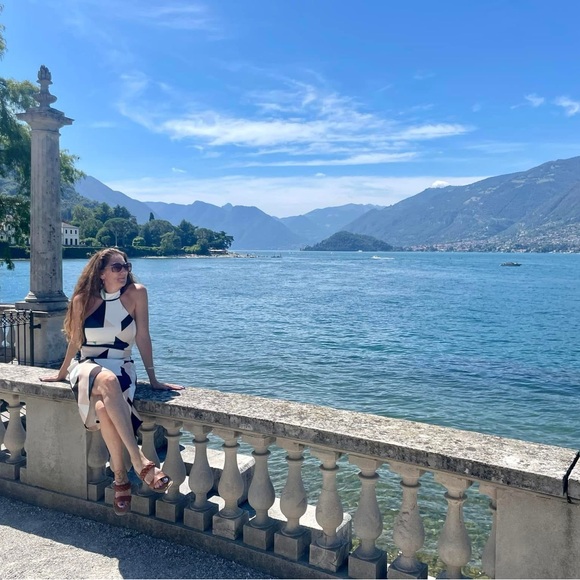 I’m live ✨🫶🏻🌈 Stop by 🫶🏻✨🌈✨🫶🏻 - Picture 2 of 9